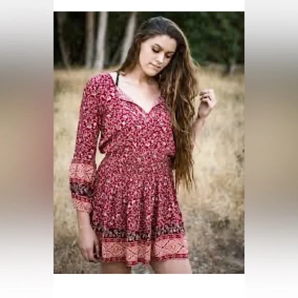 American Eagle Red Long Sleeve Dress *GREAT USED CONDITION* - Picture 2 of 11